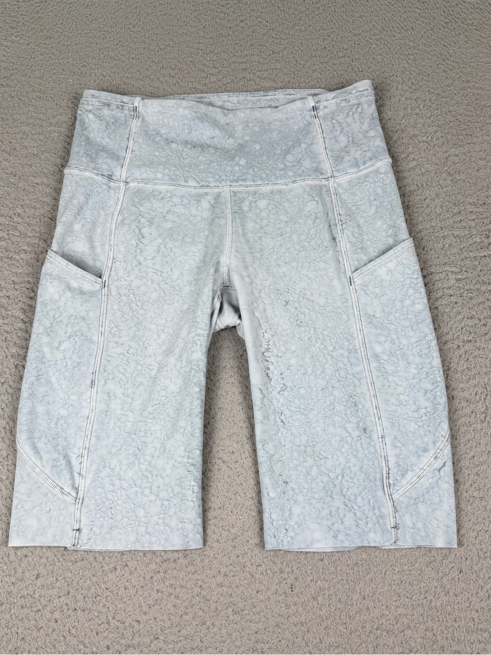 Lululemon Biker Shorts Womens 6 Blue Ice Dye High Rise Athletic Yoga Gym
